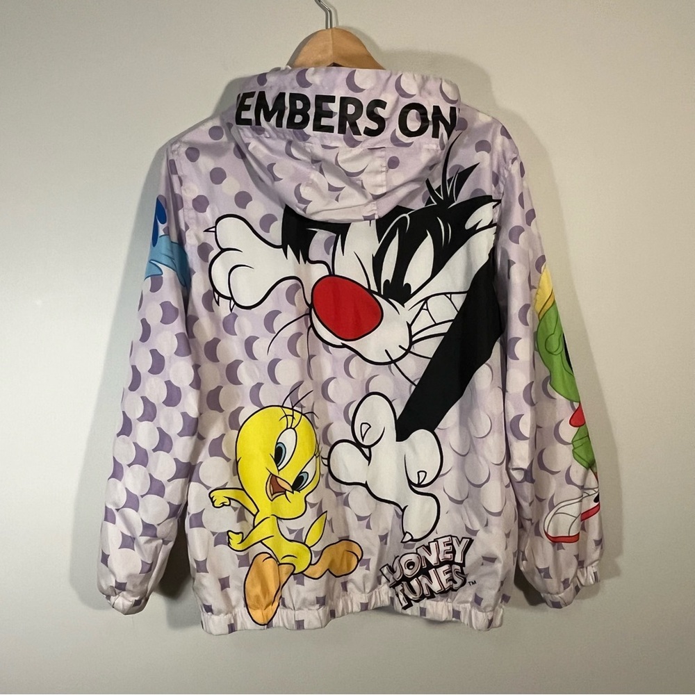 Members Only x Looney Tunes Graphic Color Block Hooded Windbreaker Jacket Large - Picture 4 of 12